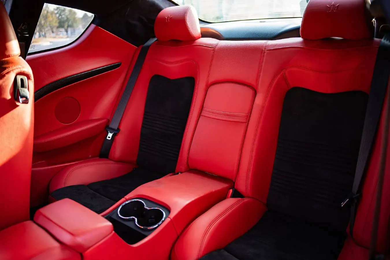 2012 Maserati GranTurismo 4.7L 460HP V8 6AT,autocango,china used car exporter,china ev exporter,chinese used car exporter,chinese used ev exporter