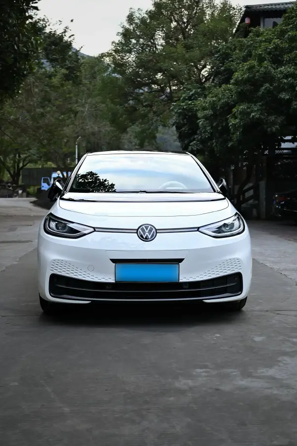 2025 Volkswagen ID.3 BEV 52.8KWH