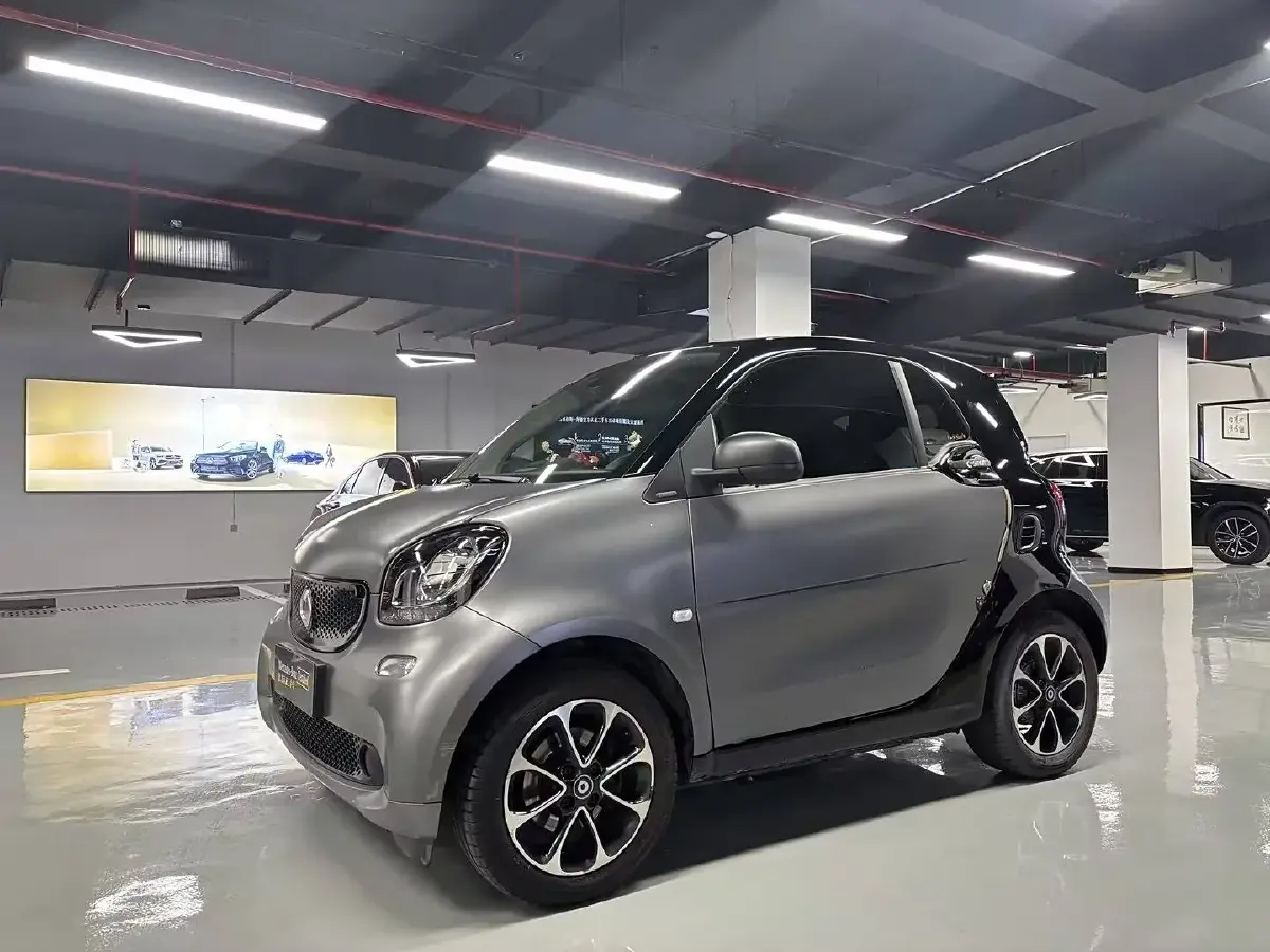 2015 Smart smart fortwo 1.0L 71HP L3 6DCT