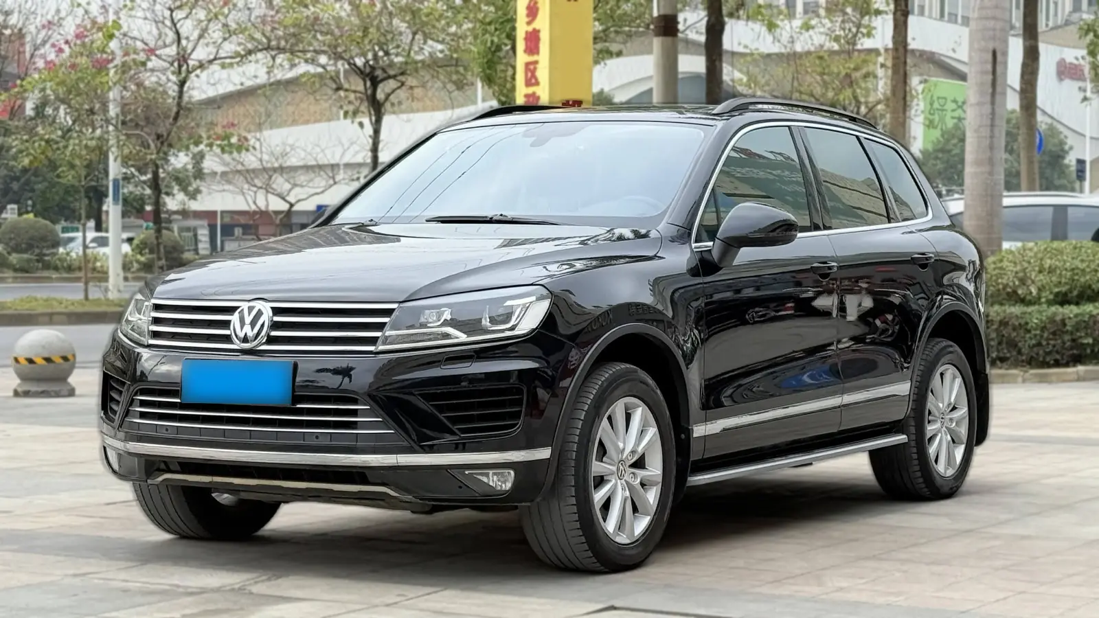 2015 Volkswagen Touareg 3.0T 290HP V6 8AT