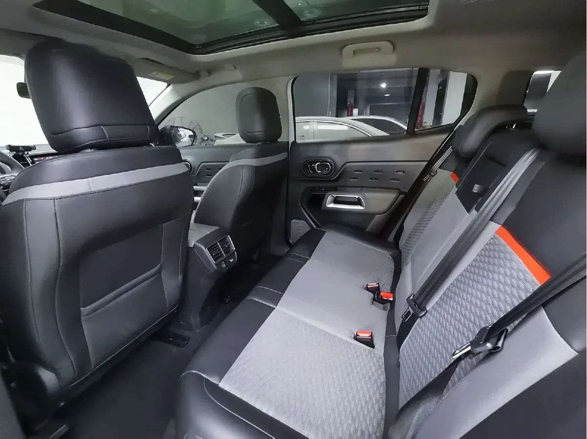 2020 Citroen C5 AircrossS 1.6T 200HP L4 8AT PHEV 12.96KWH,autocango,china used car exporter,china ev exporter,chinese used car exporter,chinese used ev exporter