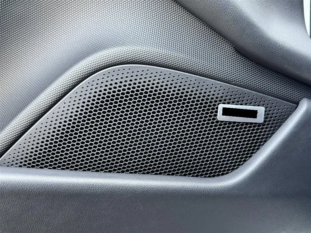 2022 Porsche Taycan 2AT BEV 79.2KWH,autocango,china used car exporter,china ev exporter,chinese used car exporter,chinese used ev exporter