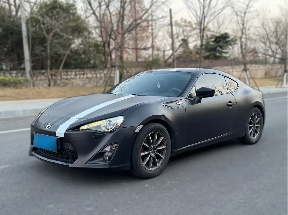 2013 Subaru BRZ 2.0L 200HP H4 6AT