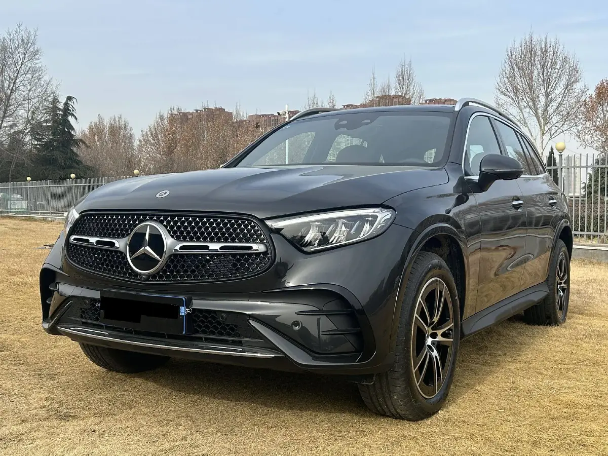 2025 Mercedes-Benz GLC Class 2.0T 204HP L4 9AT