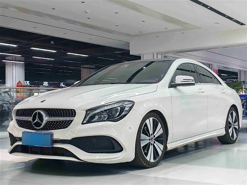 2018 Mercedes-Benz CLA Class 1.6T 156HP L4 7DCT