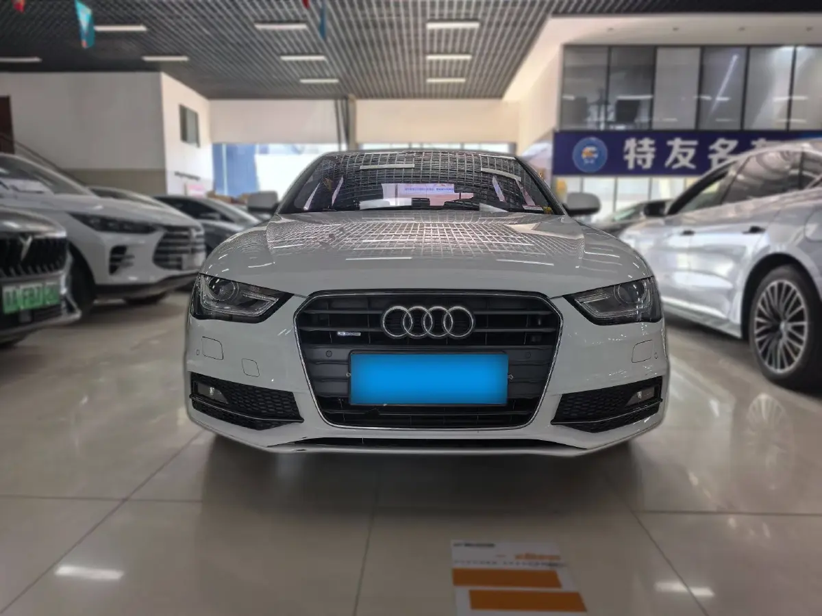 2015 Audi A4L 2.0T 224HP L4 7DCT