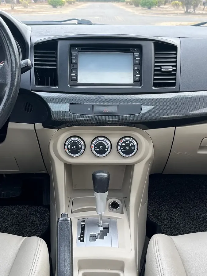 2012 Mitsubishi Lancer EX 1.8L 136HP L4 CVT,autocango,china used car exporter,china ev exporter,chinese used car exporter,chinese used ev exporter