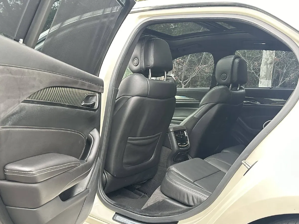 2014 Cadillac CTS 2.0T 276HP L4 6AT,autocango,china used car exporter,china ev exporter,chinese used car exporter,chinese used ev exporter