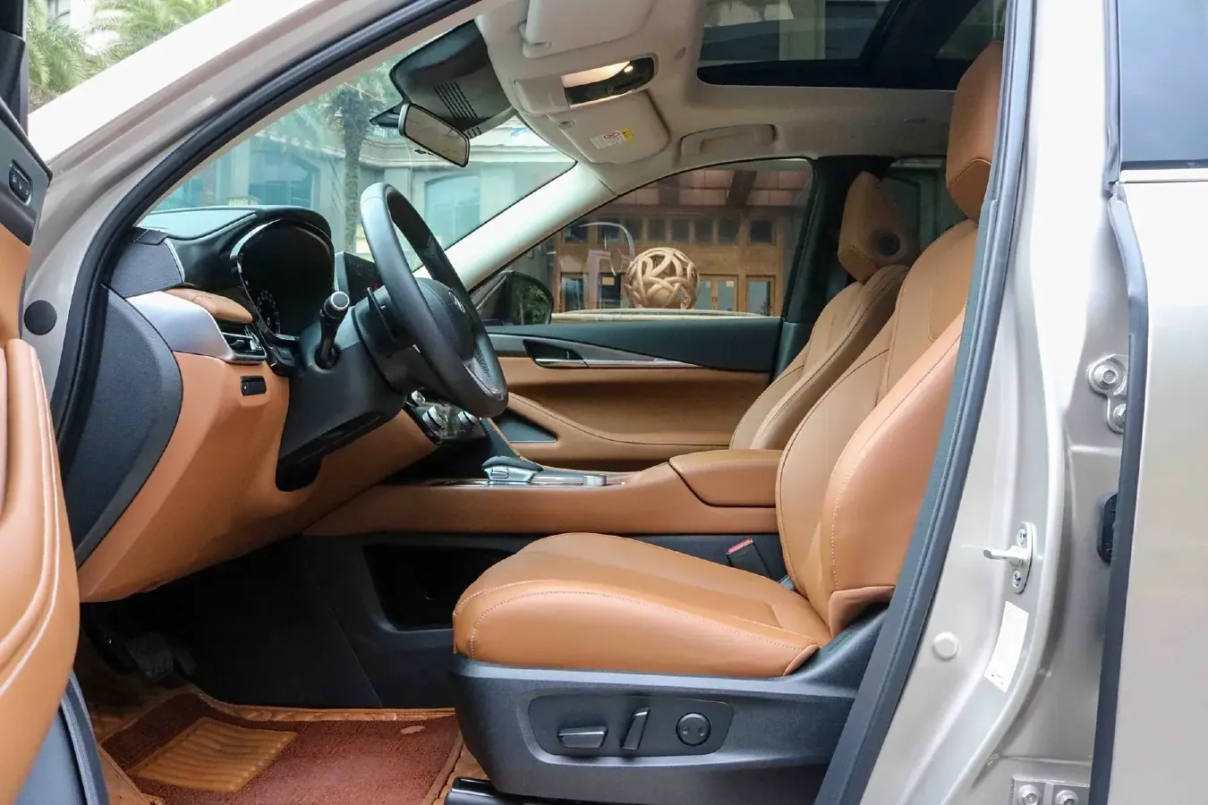 2024 Infiniti QX60 2.0T 252HP L4 9AT,autocango,china used car exporter,china ev exporter,chinese used car exporter,chinese used ev exporter