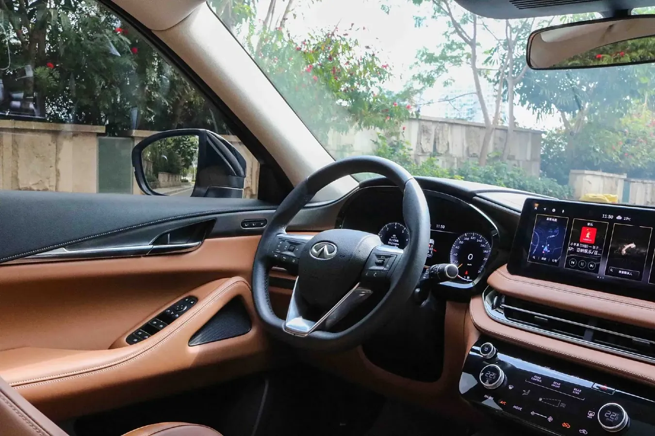 2024 Infiniti QX60 2.0T 252HP L4 9AT,autocango,china used car exporter,china ev exporter,chinese used car exporter,chinese used ev exporter