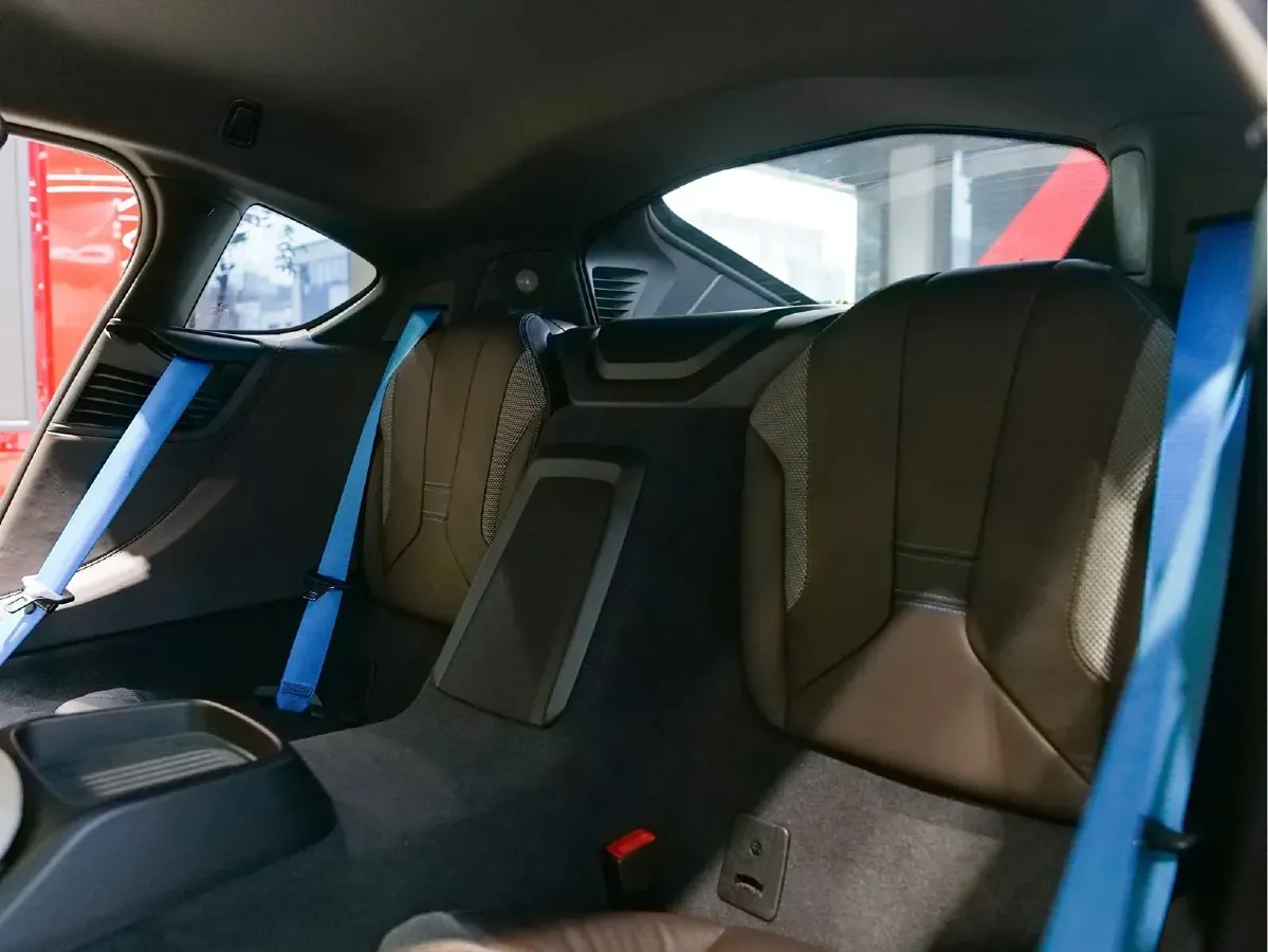 2014 BMW i8 1.5T 231HP L3 6AT PHEV 7.1KWH,autocango,china used car exporter,china ev exporter,chinese used car exporter,chinese used ev exporter