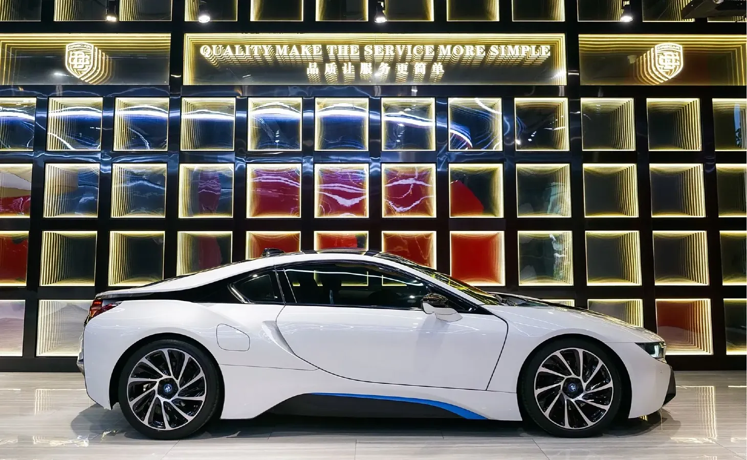 2014 BMW i8 1.5T 231HP L3 6AT PHEV 7.1KWH,autocango,china used car exporter,china ev exporter,chinese used car exporter,chinese used ev exporter
