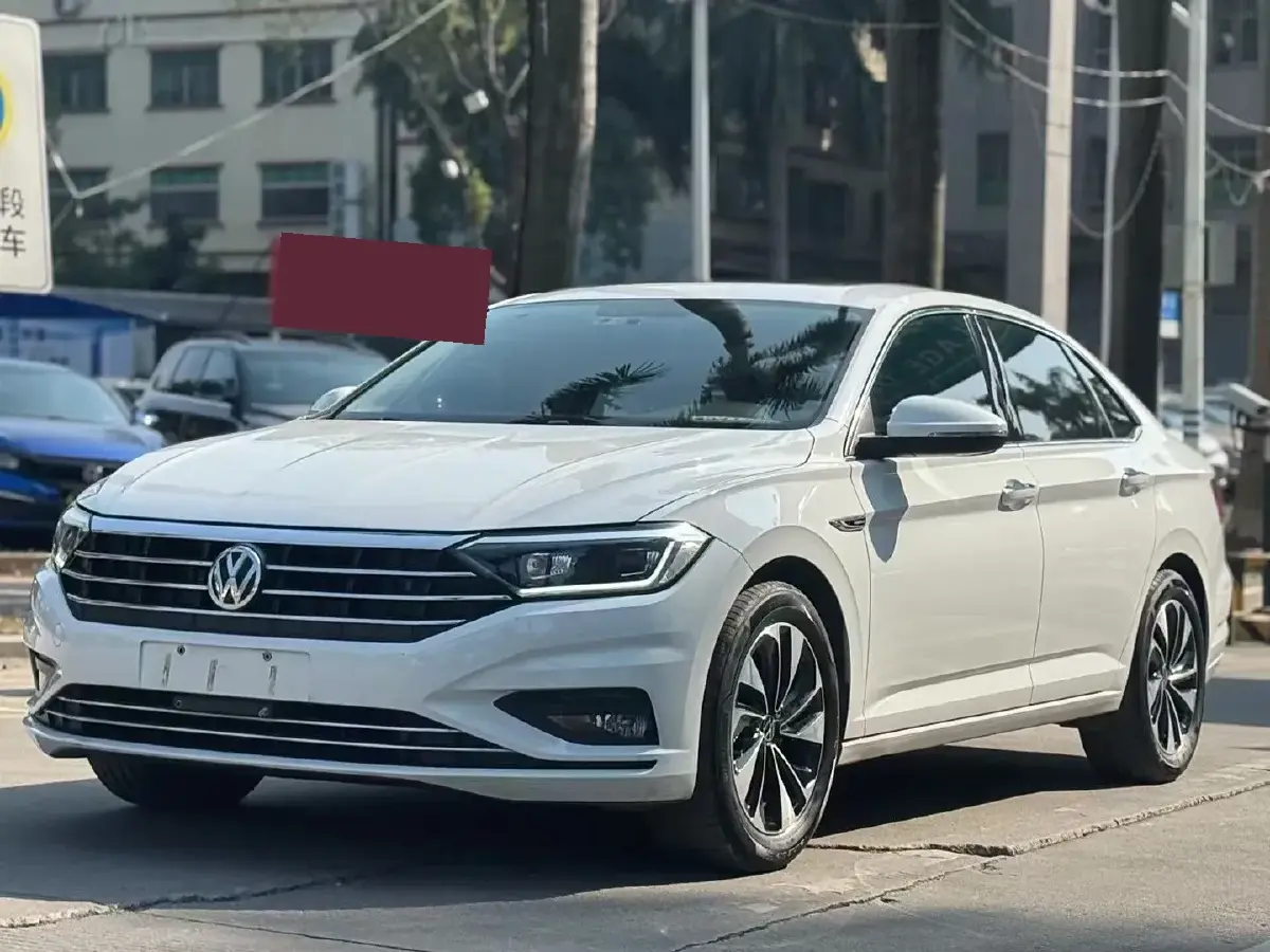2019 Volkswagen Sagitar 1.4T 150HP L4 7DCT