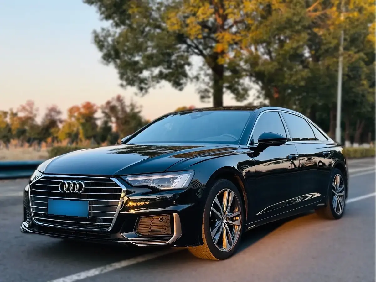2021 Audi A6L 2.0T 190HP L4 7DCT