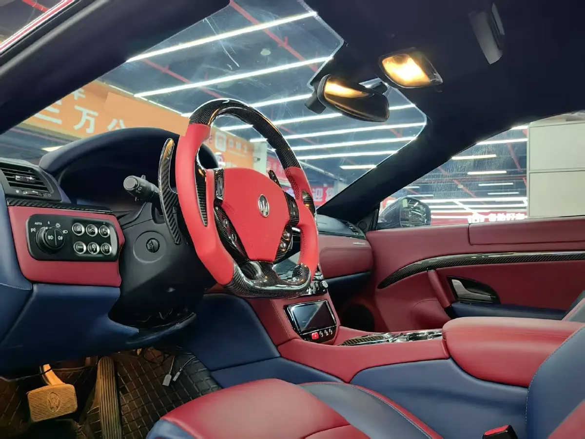 2013 Maserati GranTurismo 4.7L 460HP V8 6AT,autocango,china used car exporter,china ev exporter,chinese used car exporter,chinese used ev exporter