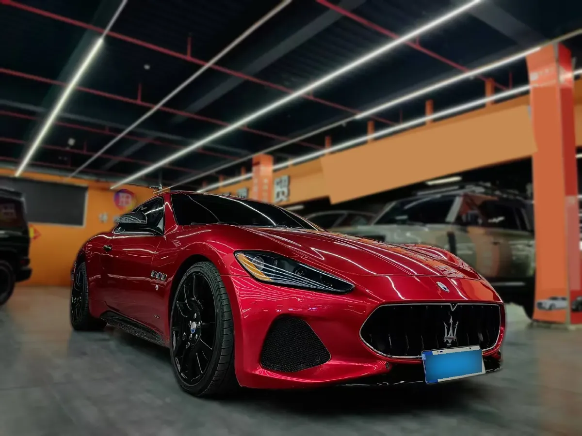 2013 Maserati GranTurismo 4.7L 460HP V8 6AT,autocango,china used car exporter,china ev exporter,chinese used car exporter,chinese used ev exporter