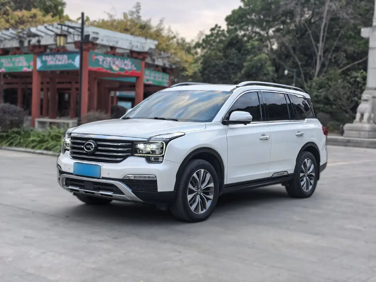 2017 GAC Trumpchi GS8 2.0T 201HP L4 6AT