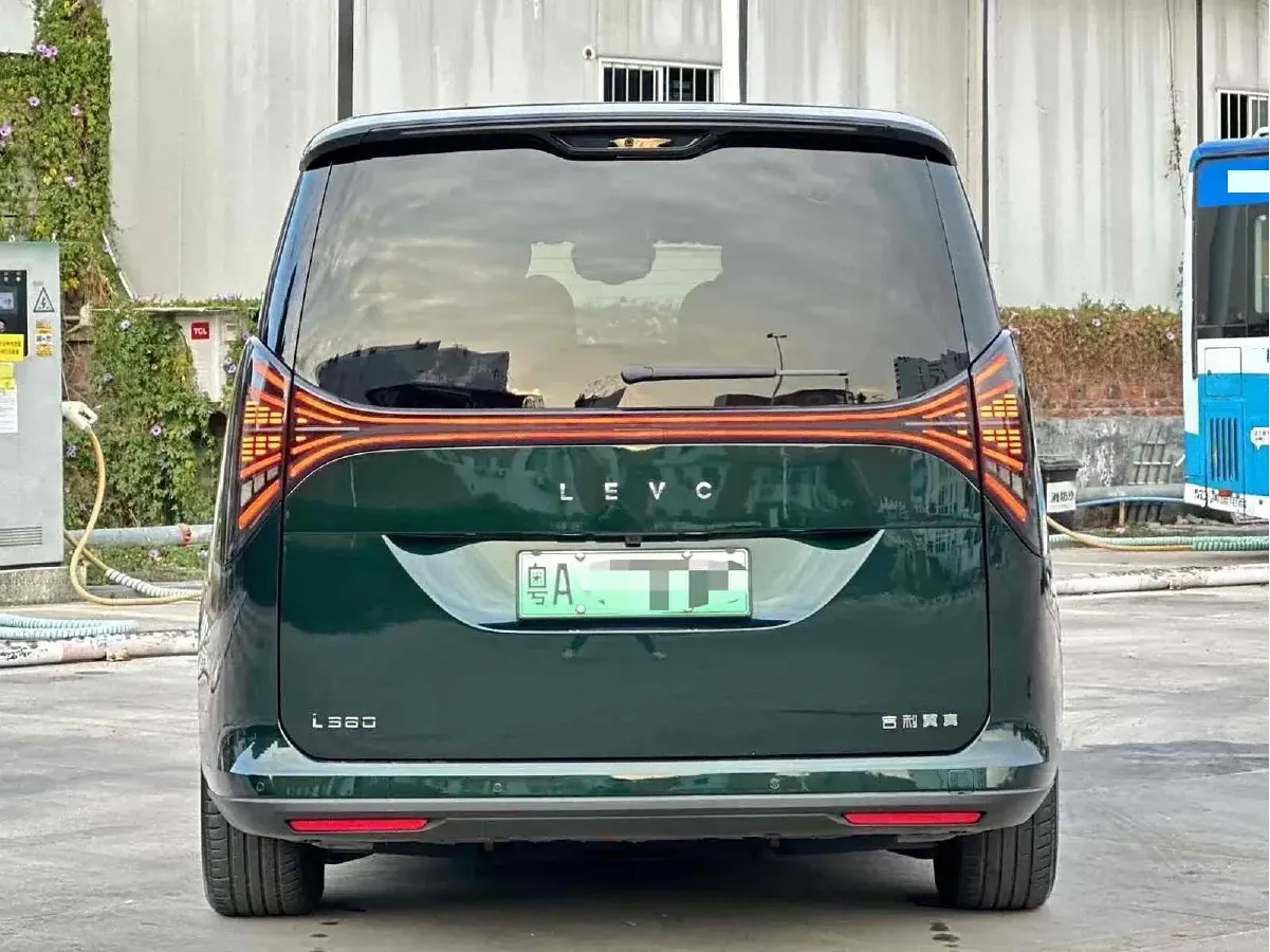 2024 LEVC L380 BEV 140KWH,autocango,china used car exporter,china ev exporter,chinese used car exporter,chinese used ev exporter