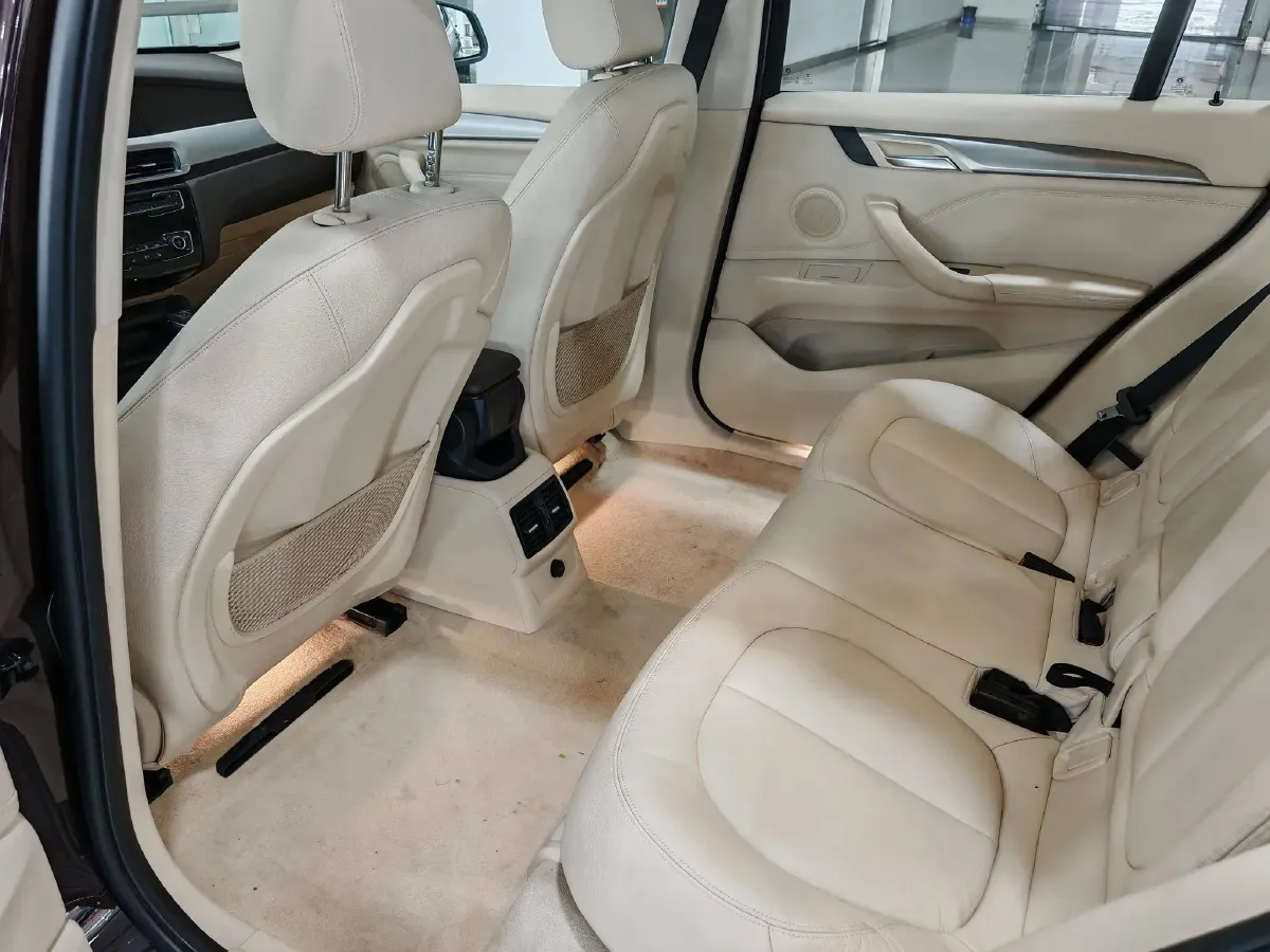 2017 Zinoro 60H 1.5T 136HP L3 6AT PHEV 10.7KWH,autocango,china used car exporter,china ev exporter,chinese used car exporter,chinese used ev exporter