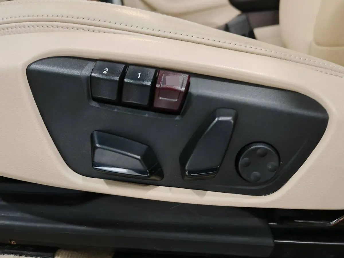 2017 Zinoro 60H 1.5T 136HP L3 6AT PHEV 10.7KWH,autocango,china used car exporter,china ev exporter,chinese used car exporter,chinese used ev exporter