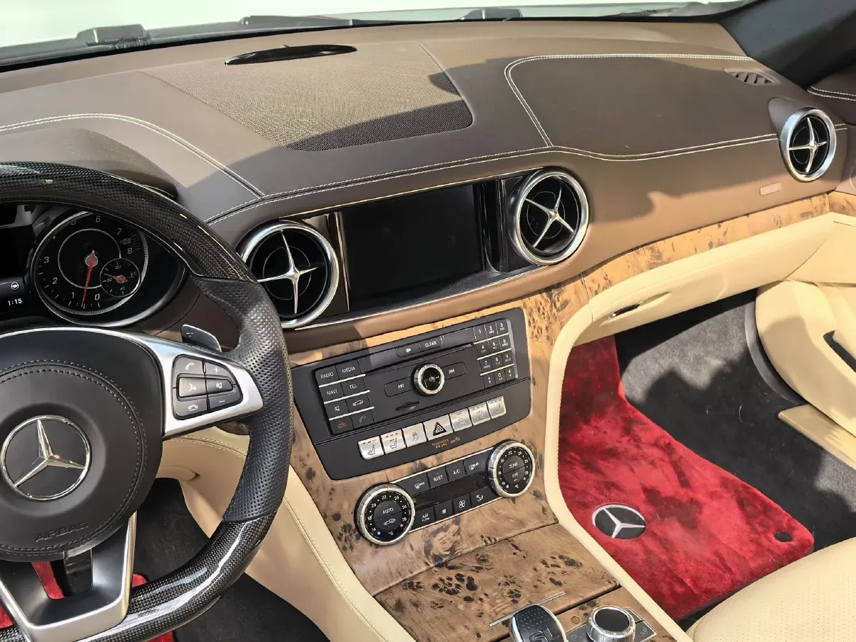 2017 Mercedes-Benz SL Class 3.0T 367HP V6 9AT,autocango,china used car exporter,china ev exporter,chinese used car exporter,chinese used ev exporter