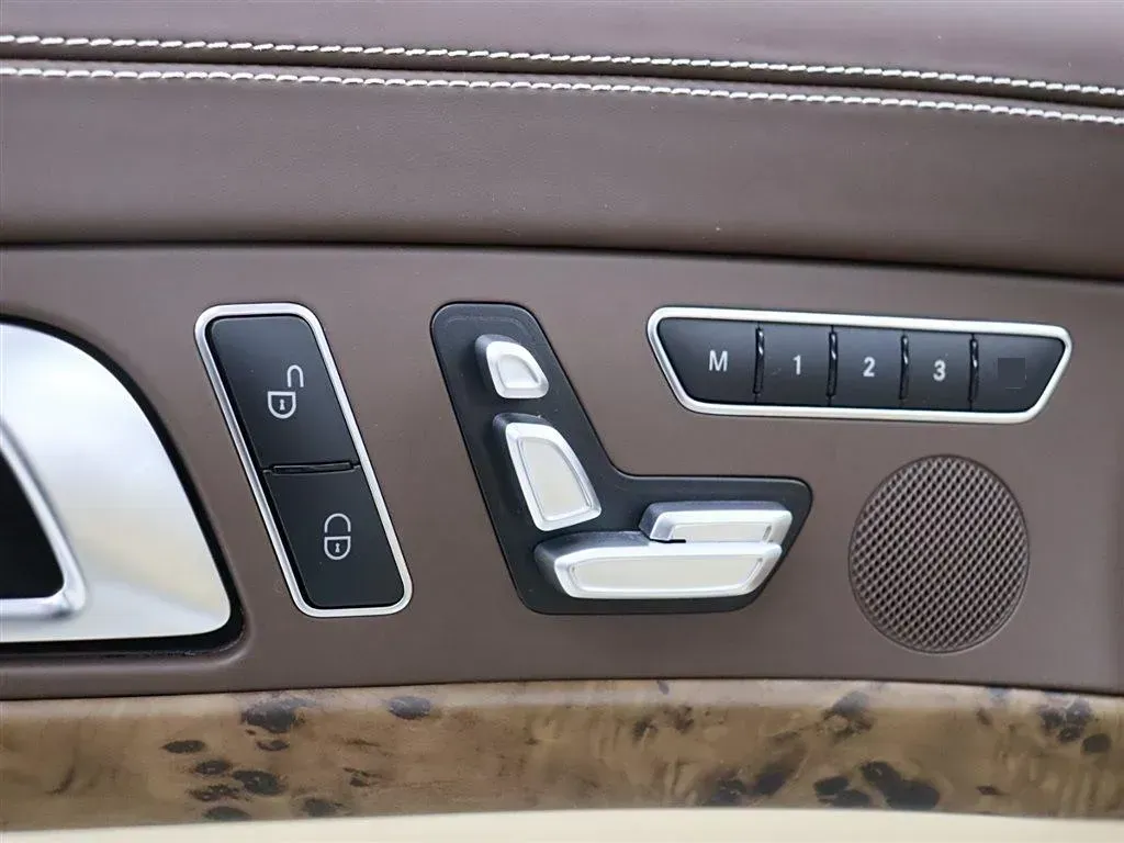 2017 Mercedes-Benz SL Class 3.0T 367HP V6 9AT,autocango,china used car exporter,china ev exporter,chinese used car exporter,chinese used ev exporter