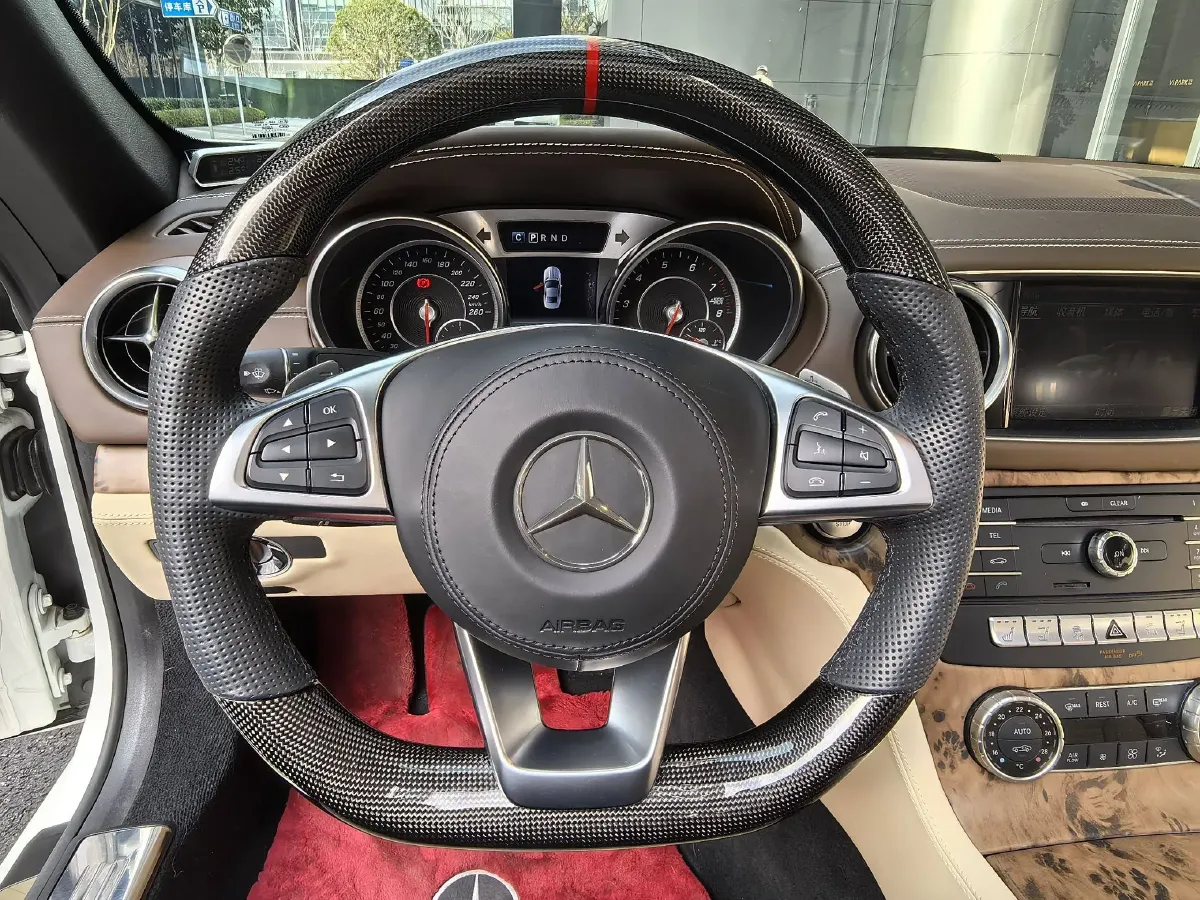 2017 Mercedes-Benz SL Class 3.0T 367HP V6 9AT,autocango,china used car exporter,china ev exporter,chinese used car exporter,chinese used ev exporter