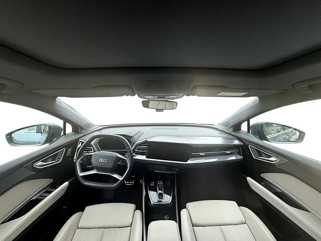 2024 Audi Q4 e-tron BEV 84.8KWH,autocango,china used car exporter,china ev exporter,chinese used car exporter,chinese used ev exporter