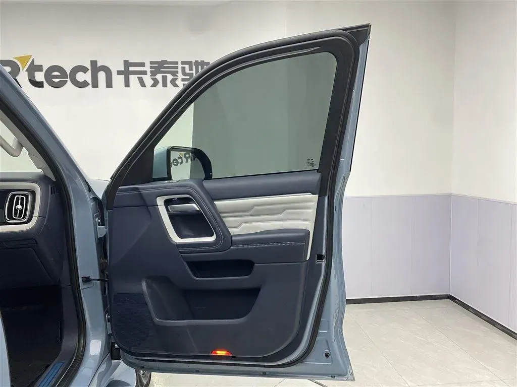 2022 BeiJing BJ60 2.0T 267HP L4 8AT,autocango,china used car exporter,china ev exporter,chinese used car exporter,chinese used ev exporter