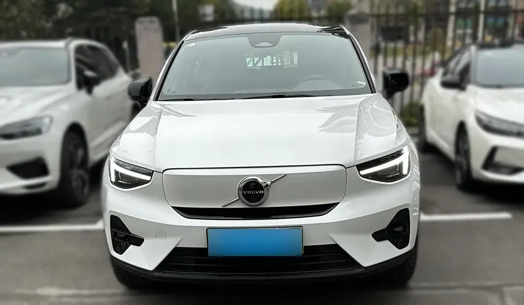 2023 Volvo C40 BEV 69KWH,autocango,china used car exporter,china ev exporter,chinese used car exporter,chinese used ev exporter