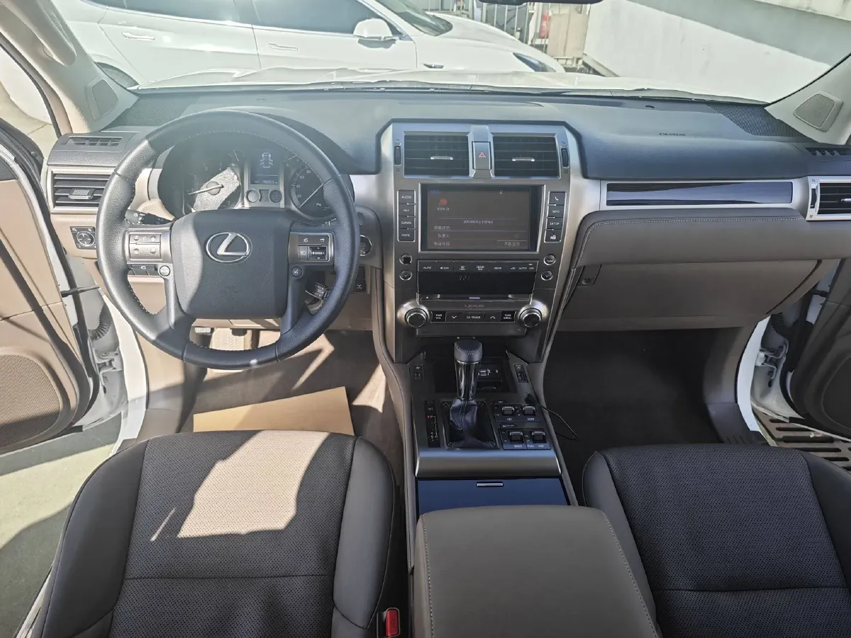 2015 Lexus GX 4.0L 275HP V6 5AT,autocango,china used car exporter,china ev exporter,chinese used car exporter,chinese used ev exporter