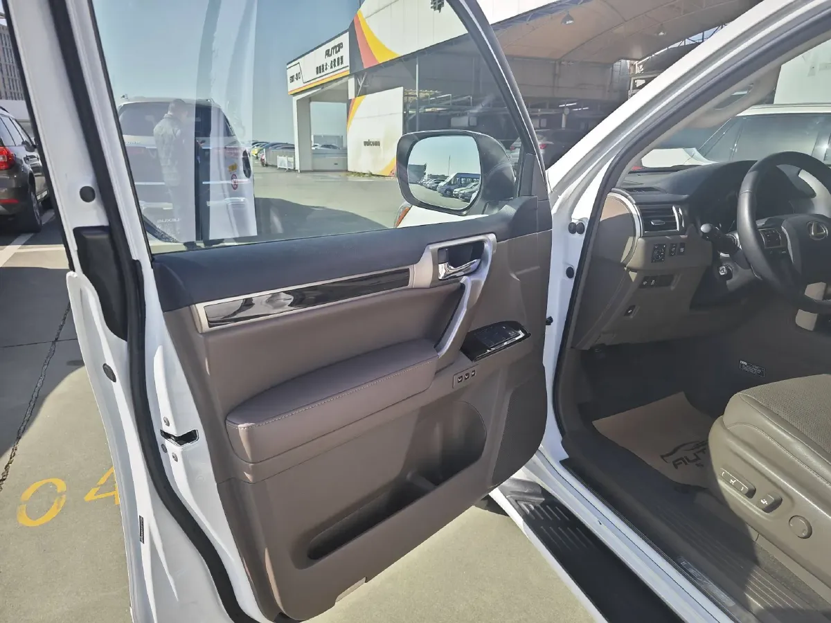 2015 Lexus GX 4.0L 275HP V6 5AT,autocango,china used car exporter,china ev exporter,chinese used car exporter,chinese used ev exporter