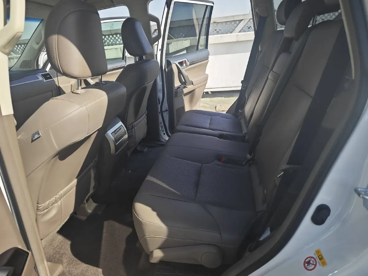 2015 Lexus GX 4.0L 275HP V6 5AT,autocango,china used car exporter,china ev exporter,chinese used car exporter,chinese used ev exporter