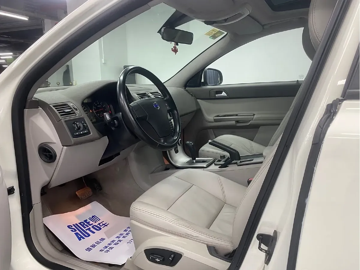 2011 Volvo S40 2.0L 141HP L4 6DCT,autocango,china used car exporter,china ev exporter,chinese used car exporter,chinese used ev exporter