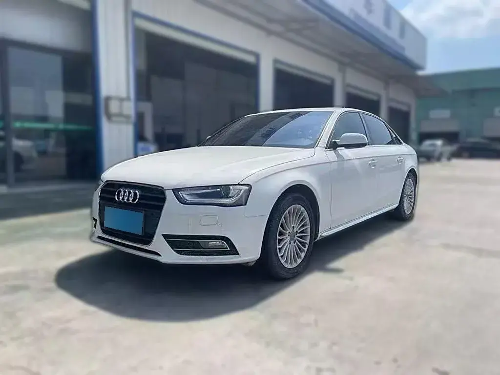 2015 Audi A4L 2.0T 180HP L4 CVT