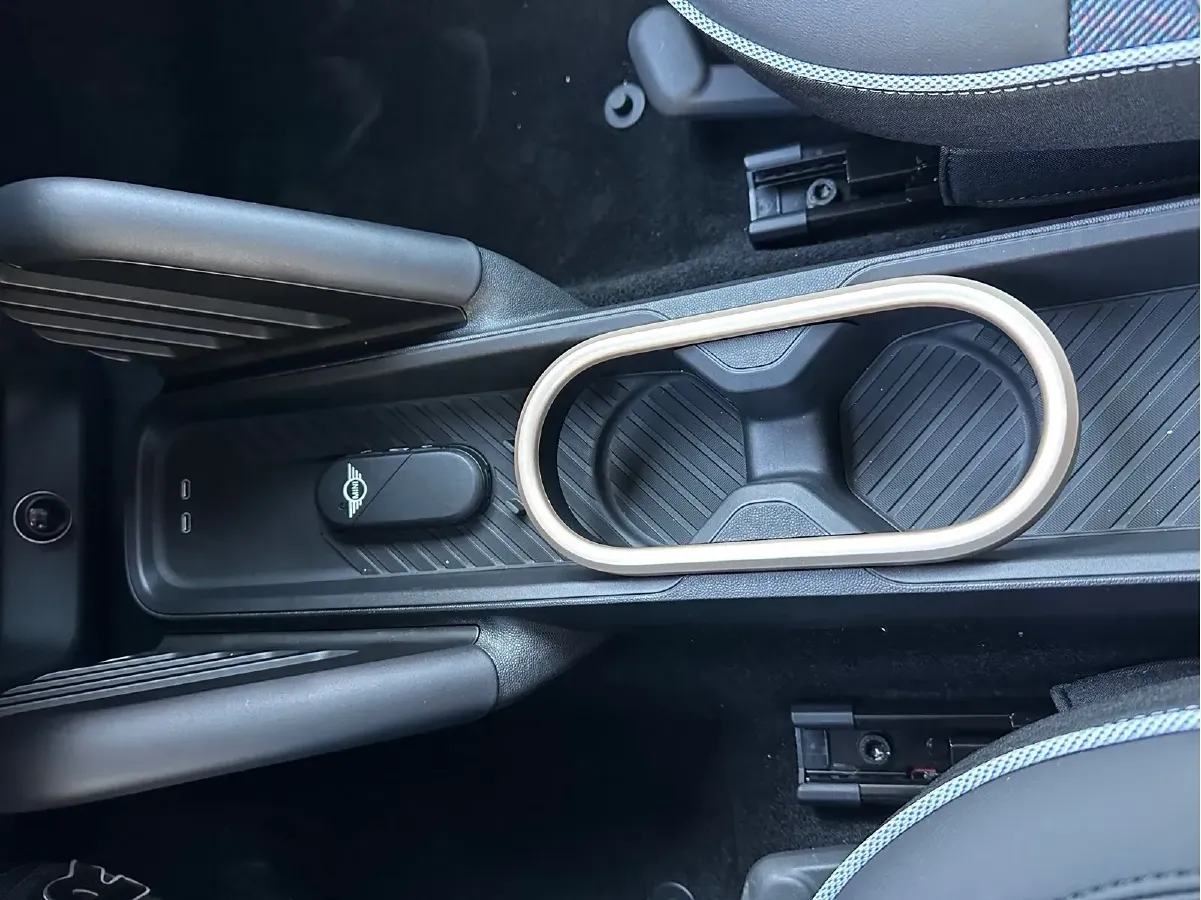 2024 MINI COOPER BEV 51.5KWH,autocango,china used car exporter,china ev exporter,chinese used car exporter,chinese used ev exporter