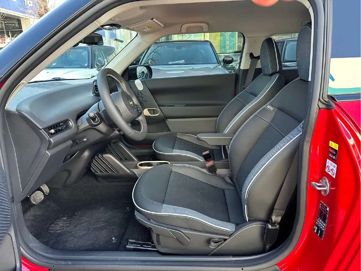 2024 MINI COOPER BEV 51.5KWH,autocango,china used car exporter,china ev exporter,chinese used car exporter,chinese used ev exporter