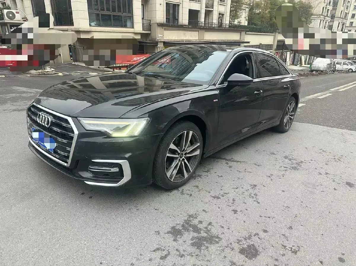 2022 Audi A6L 2.0T 190HP L4 7DCT