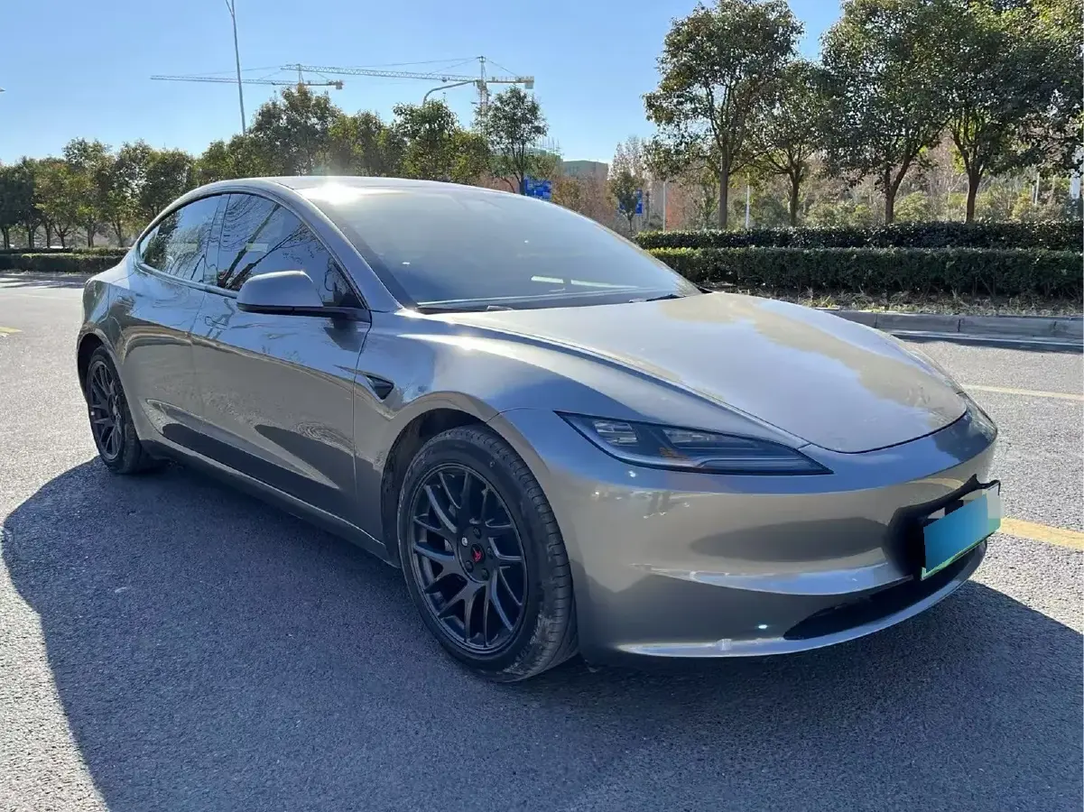 2023 Tesla Model 3 BEV 60KWH