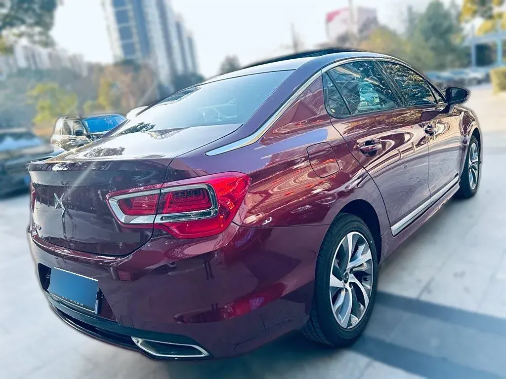 2018 DS 5LS 1.6T 167HP L4 6AT,autocango,china used car exporter,china ev exporter,chinese used car exporter,chinese used ev exporter