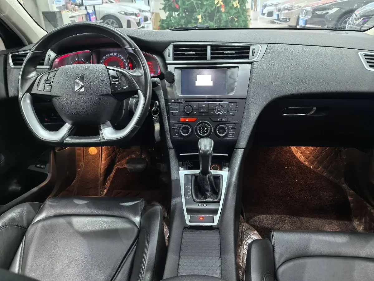 2016 DS 5LS 1.6T 167HP L4 6AT,autocango,china used car exporter,china ev exporter,chinese used car exporter,chinese used ev exporter