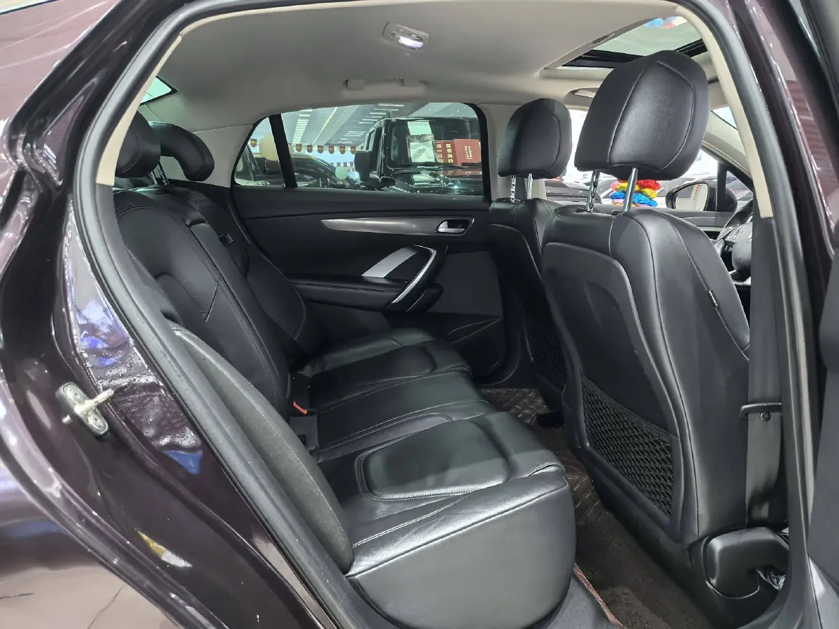 2016 DS 5LS 1.6T 167HP L4 6AT,autocango,china used car exporter,china ev exporter,chinese used car exporter,chinese used ev exporter