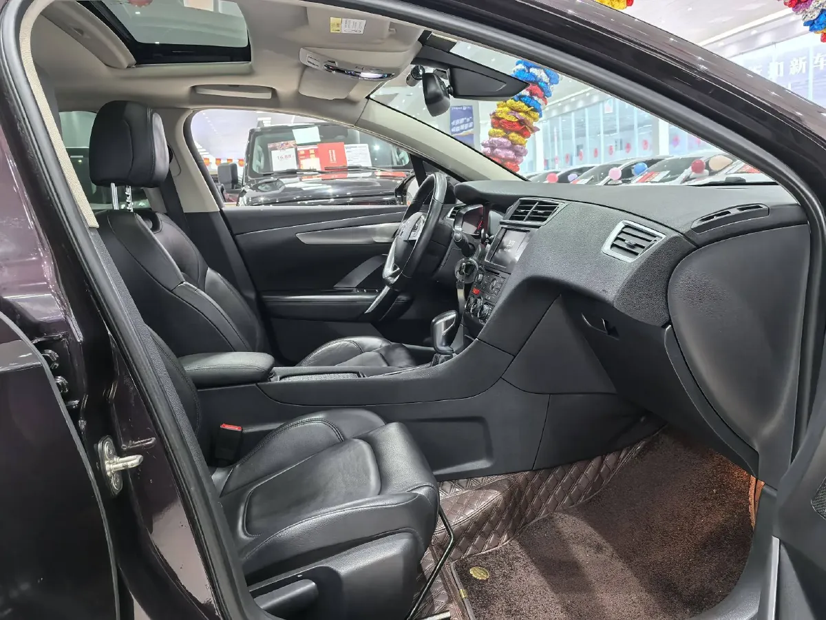 2016 DS 5LS 1.6T 167HP L4 6AT,autocango,china used car exporter,china ev exporter,chinese used car exporter,chinese used ev exporter