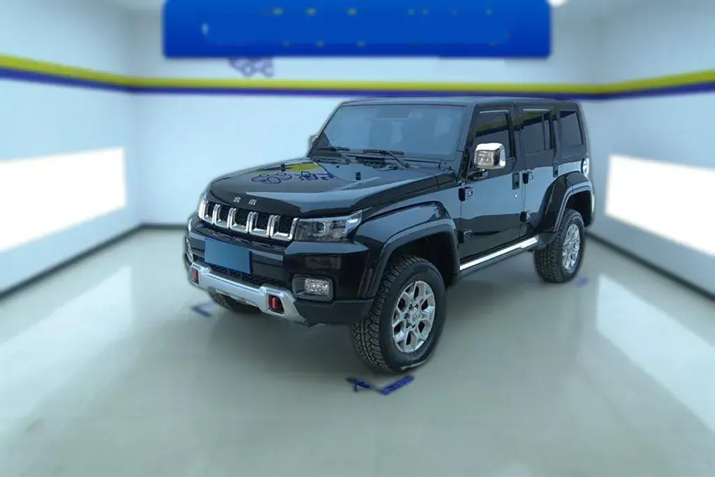 2019 BeiJing BJ40 2.3T 211HP L4 5MT