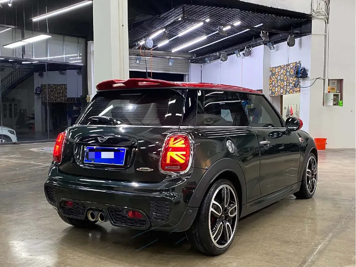 2018 MINI JCW 2.0T 231HP L4 8AT,autocango,china used car exporter,china ev exporter,chinese used car exporter,chinese used ev exporter