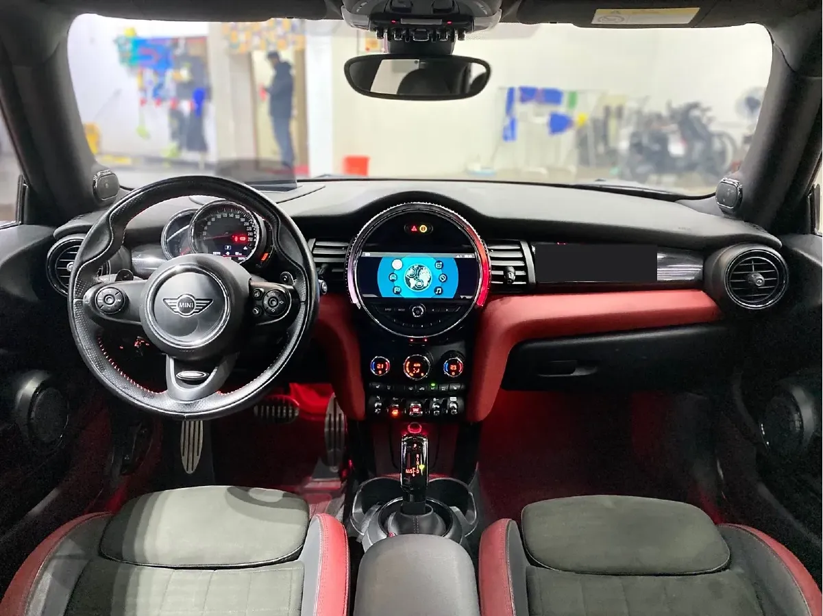2018 MINI JCW 2.0T 231HP L4 8AT,autocango,china used car exporter,china ev exporter,chinese used car exporter,chinese used ev exporter