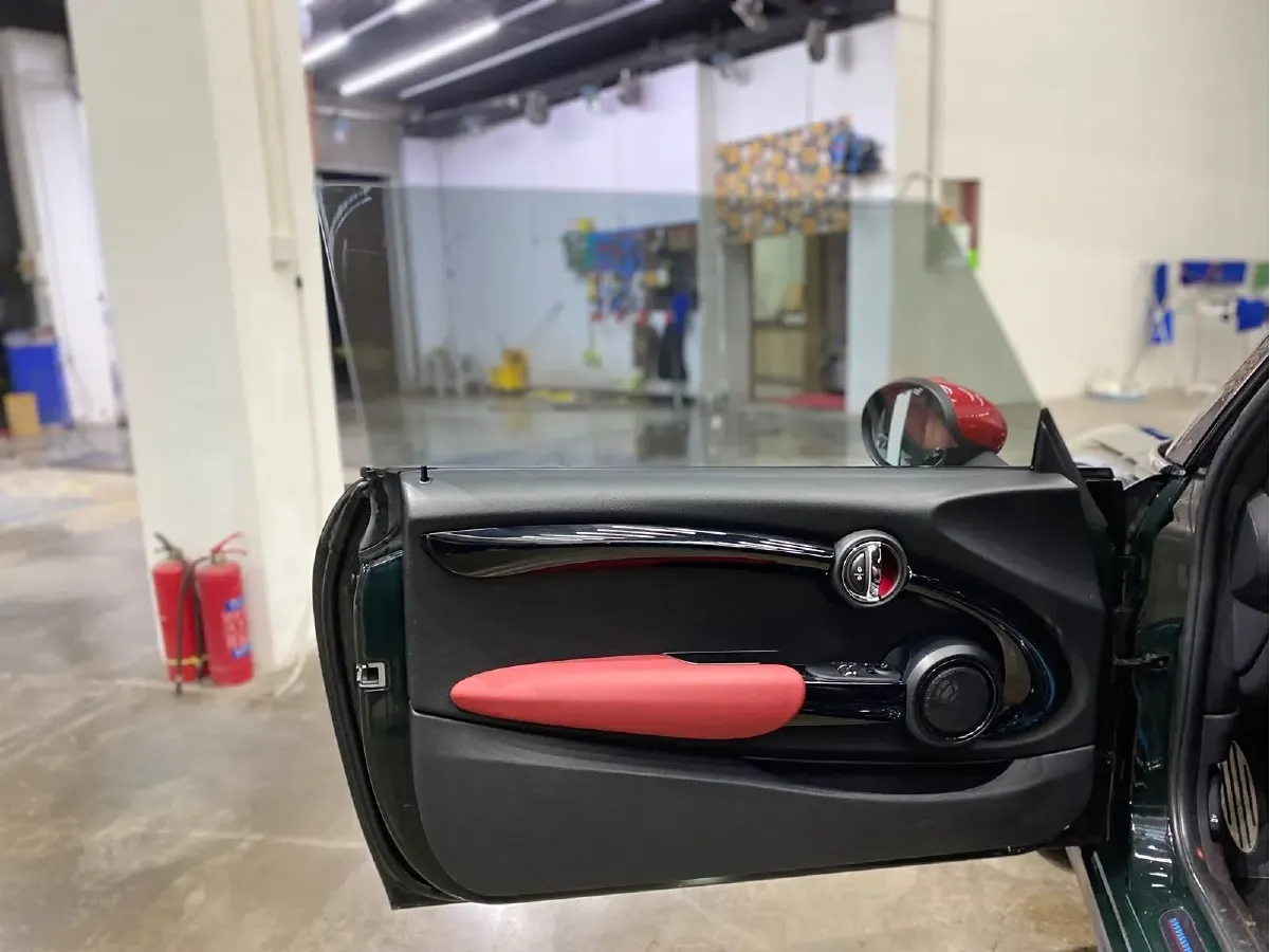 2018 MINI JCW 2.0T 231HP L4 8AT,autocango,china used car exporter,china ev exporter,chinese used car exporter,chinese used ev exporter