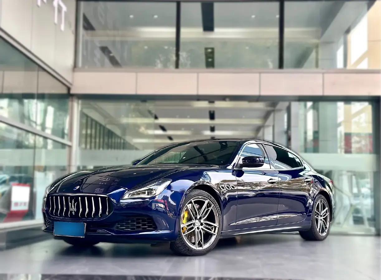 2018 Maserati Quattroporte 3.0T 350HP V6 8AT