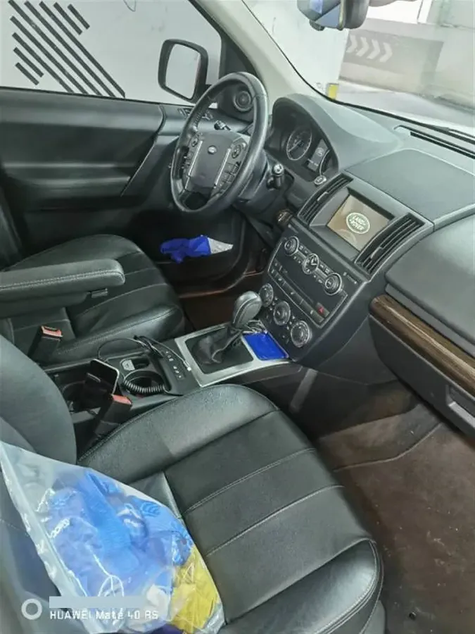 2014 Land Rover Freelander 2 2.2T 190HP L4 6AT,autocango,china used car exporter,china ev exporter,chinese used car exporter,chinese used ev exporter