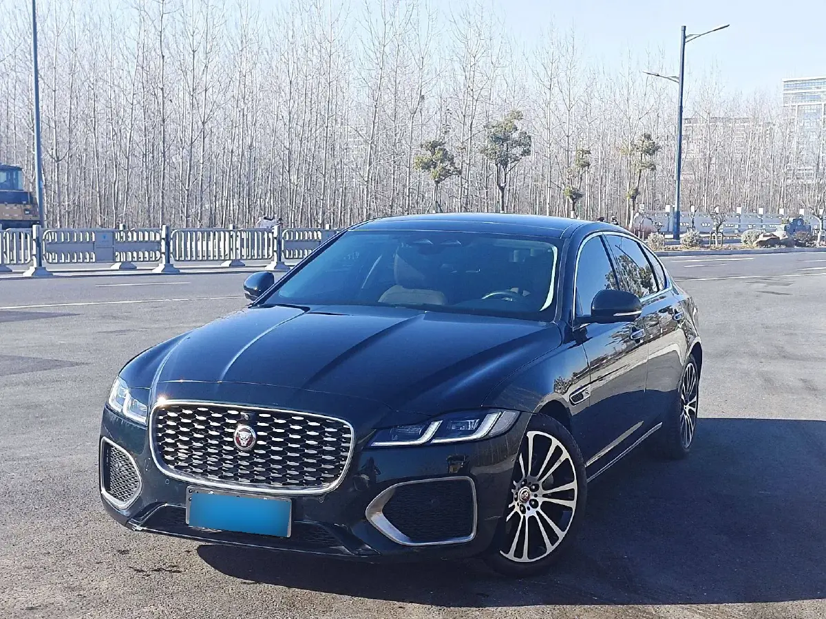 2021 Jaguar XFL 2.0T 250HP L4 8AT